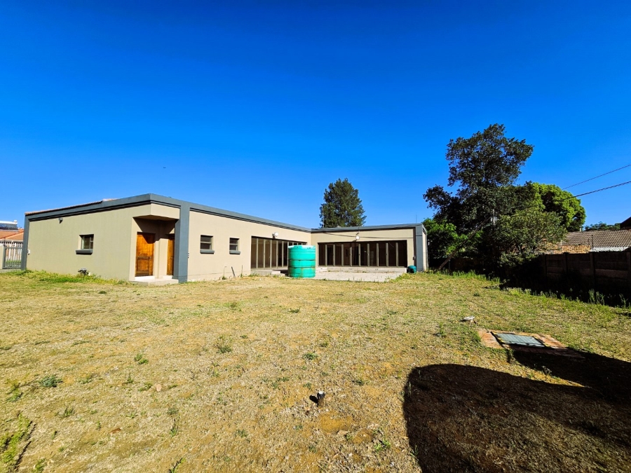 3 Bedroom Property for Sale in Vaalpark Free State